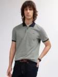 men green solid polo collar short sleeves t-shirt
